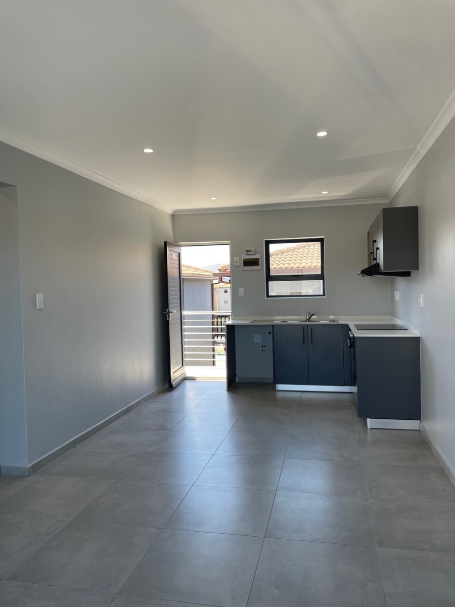 2 Bedroom Property for Sale in Parklands East Western Cape